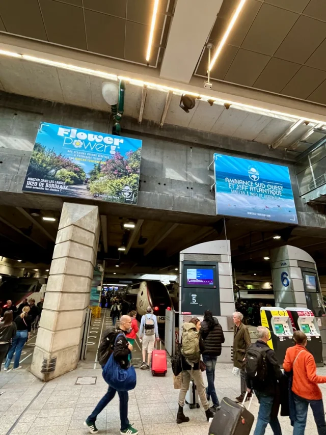 campagne affichage gare Montparnasse à Paris