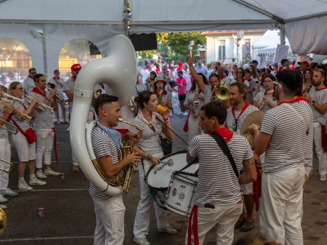 Banda agenda