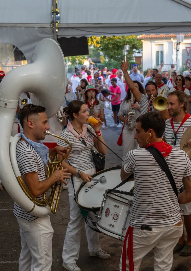 Banda agenda