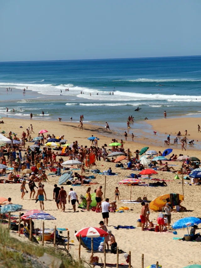 La playa de Mimizan en verano