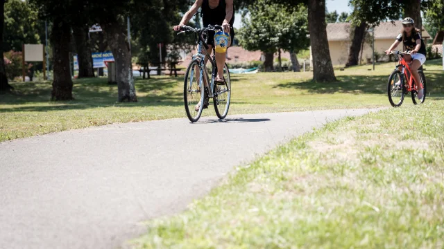 Piste cyclable de Bias