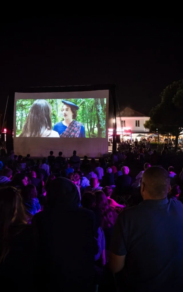 Cine al aire libre